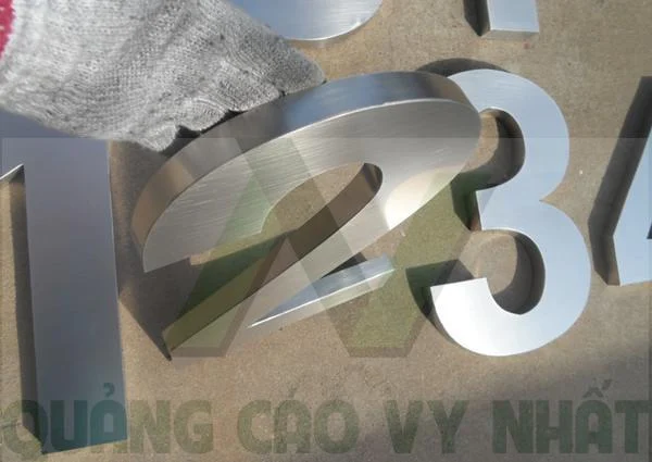 Chữ INOX xước