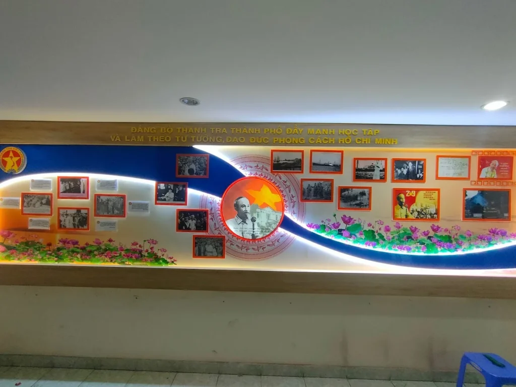 Backdrop gỗ MDF tầng 1 cơ quan Thanh tra Thành Phố