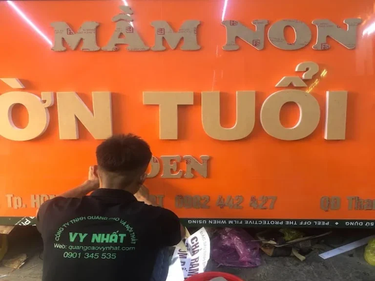 Gia công cắt CNC trên mica trong dẫn sáng quận Gò Vấp