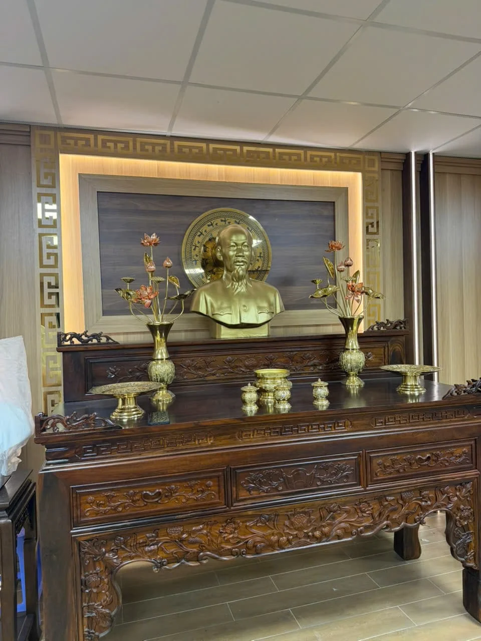 Thi công không gian văn hóa Hồ Chí Minh tại Thanh tra Thành phố giá rẻ TPHCM