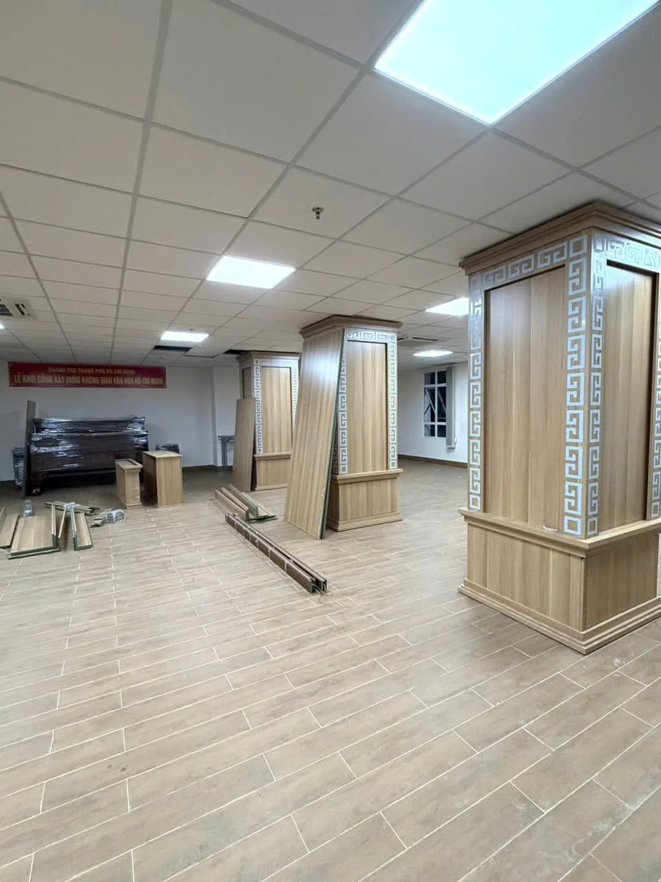 Thi công không gian văn hóa Hồ Chí Minh tại Thanh tra Thành phố giá rẻ TPHCM